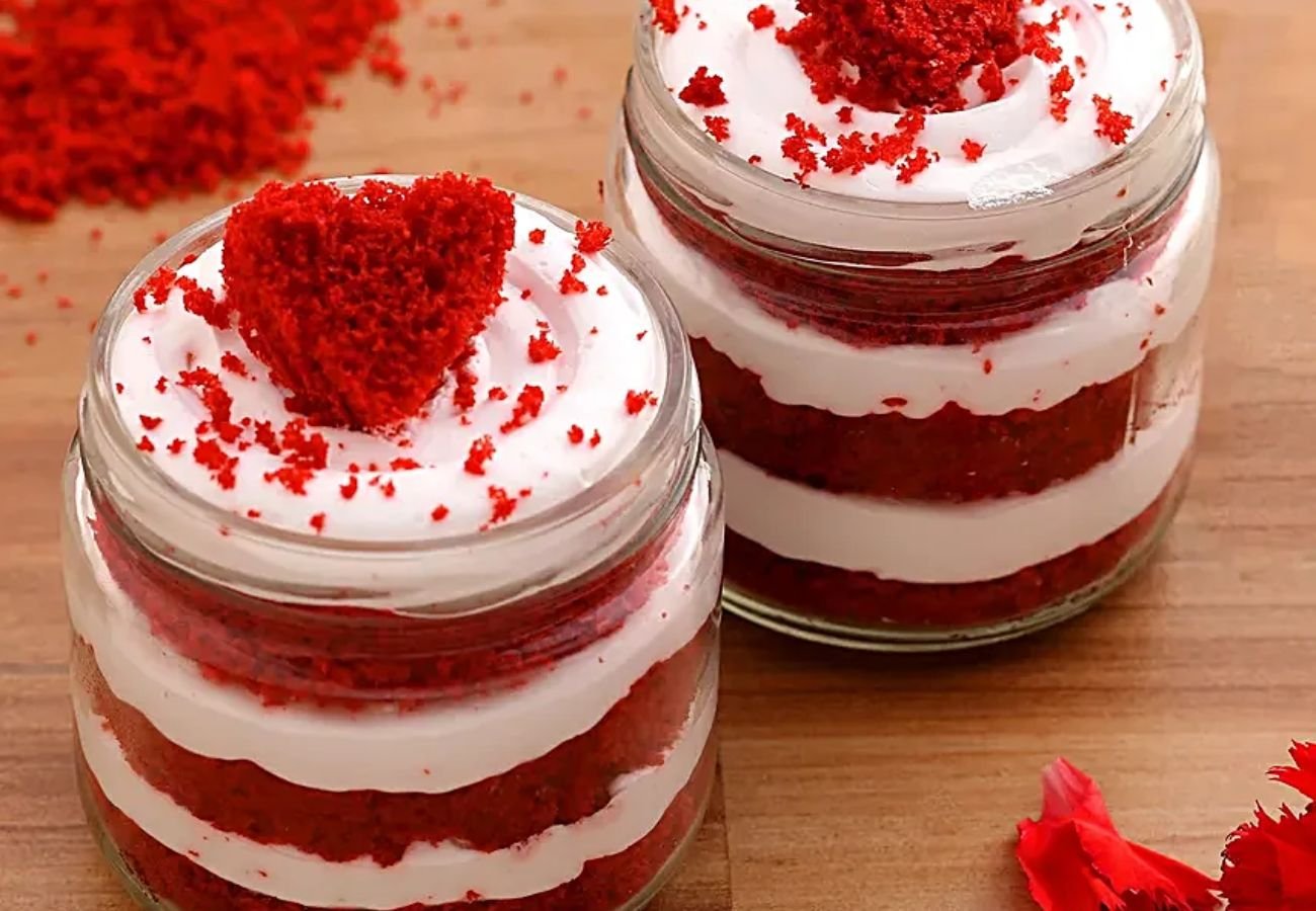 Red Velvet Cake Jar